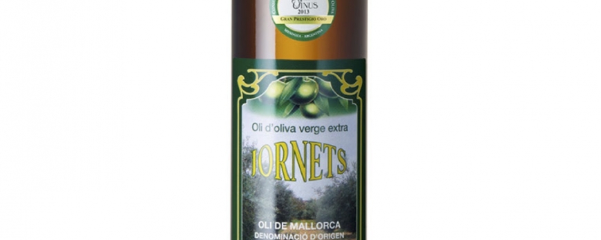 Jornets, l'olivera a la seva taula Entre la Serra de Tramuntana de Sóller i el mar mediterrani